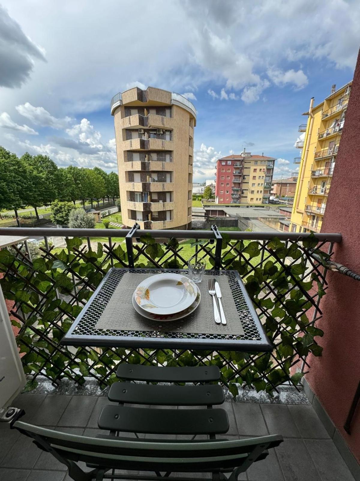 La Casa Di Ambra Apartment Limbiate Exterior foto